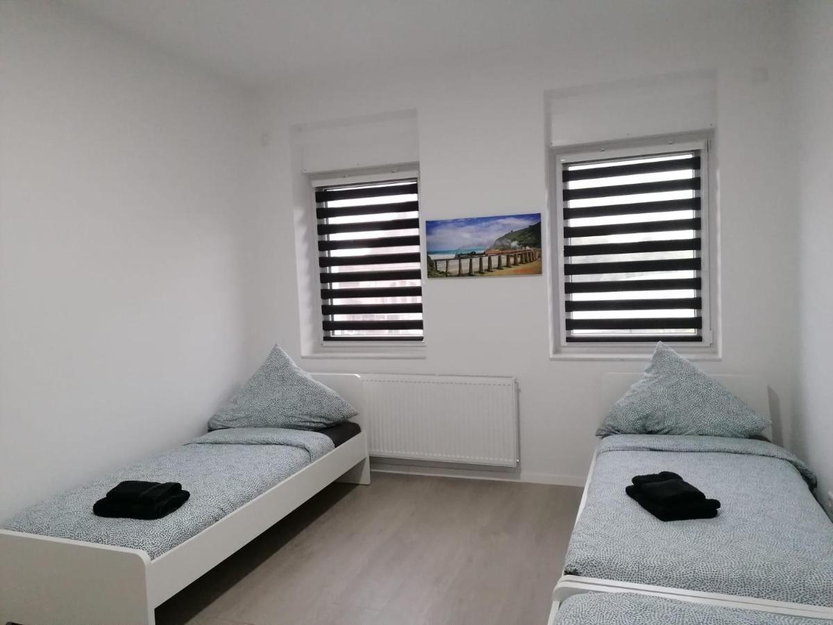 Estrella24 Living Rooms Singapur Herne Ngoại thất bức ảnh